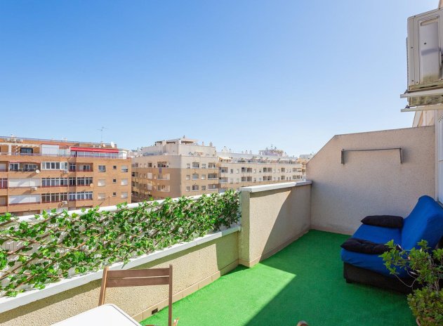 Wiederverkauf - Wohnung - Torrevieja - Centro