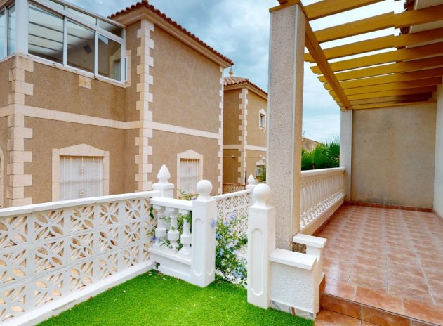 Wiederverkauf - Town House - Orihuela Costa - Villamartín